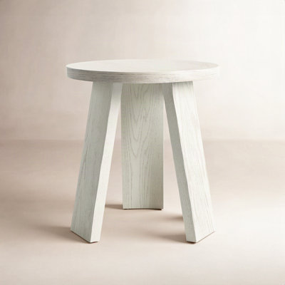 Mattelynn 20" End Table