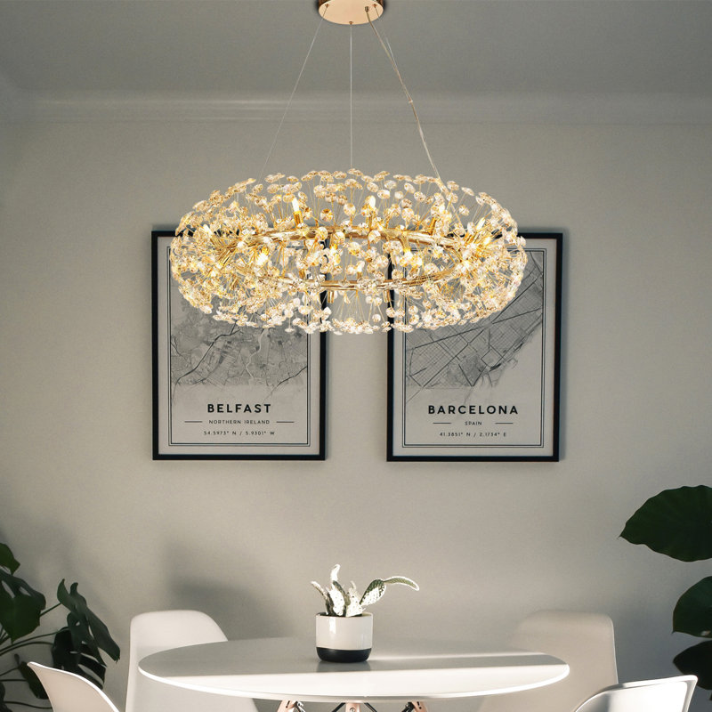Lustre linéaire moderne à 12 lumières avec accents de cristal Gillina
