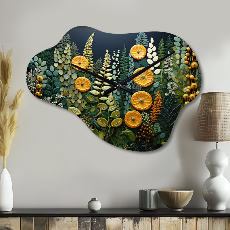 Tapisserie de forêt jaune avec fougères jaunes - horloge murale asymétrique, Petit