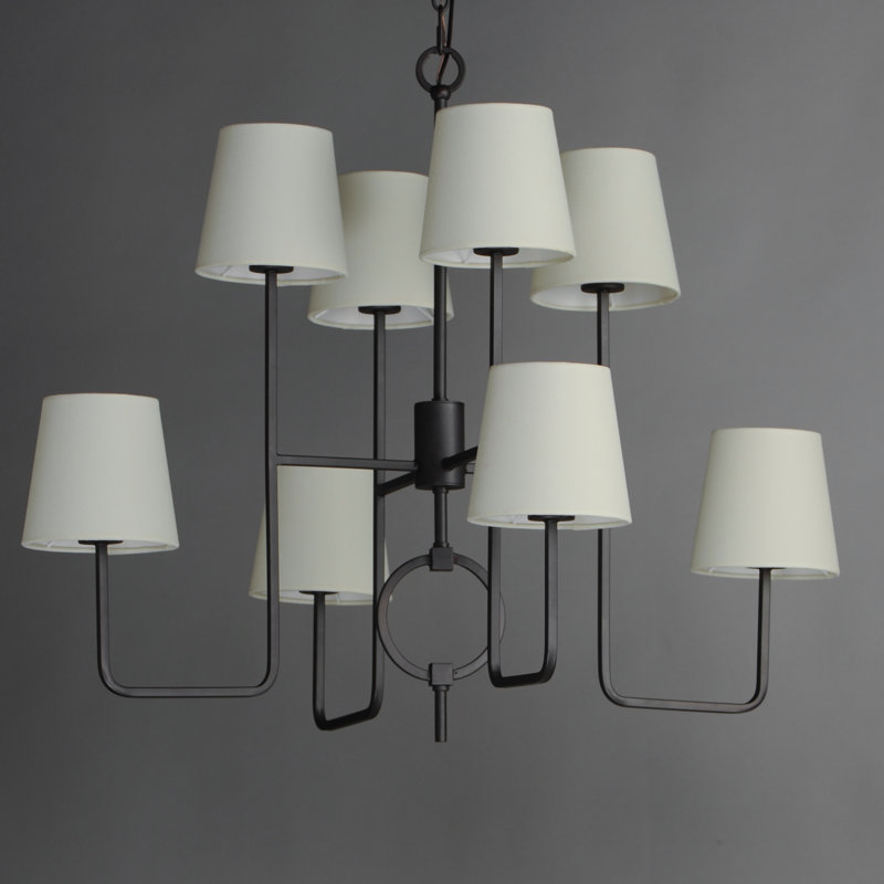 Lustre à niveaux gradués en acier à 8 lumières Nikaylah