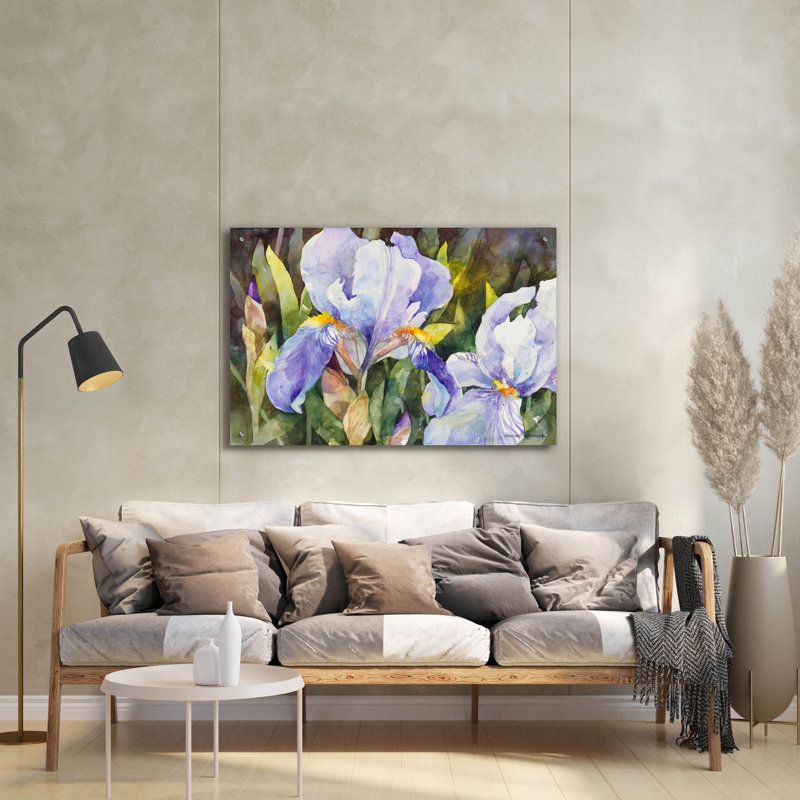 «Mauve iris gros plan» par Annelein Beukenkamp, art mural en verre acrylique, H 24 po x l 36 po x P 0,2 po