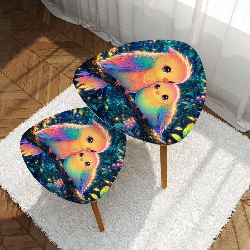 Ensemble de 2 tables basses gigognes en forme de triangle avec des hiboux pastel aux couleurs de la forêt