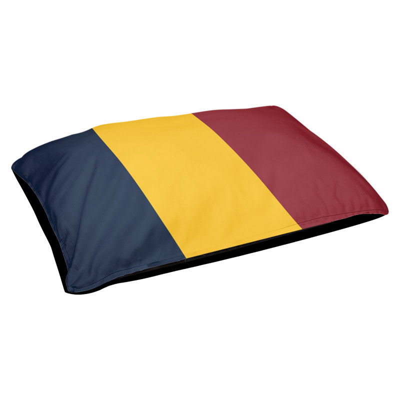 Coussin rectangulaire designer New York Bronx, Moyen (L 30 po x l 40 po), Bleu minuit / jaune basketball / rouge fer à repa