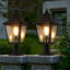 Grand lampadaire extérieur 21 po, structure en métal avec abat-jour en verre transparent, lampadaire noir pour barrière, clôture, jardin, allée et allée