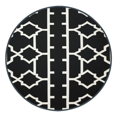 Tapis noir en treillis lavable à la machine
