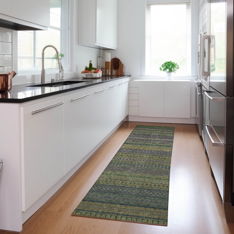 Kinslee Washable Striped Indoor / Outdoor Rug