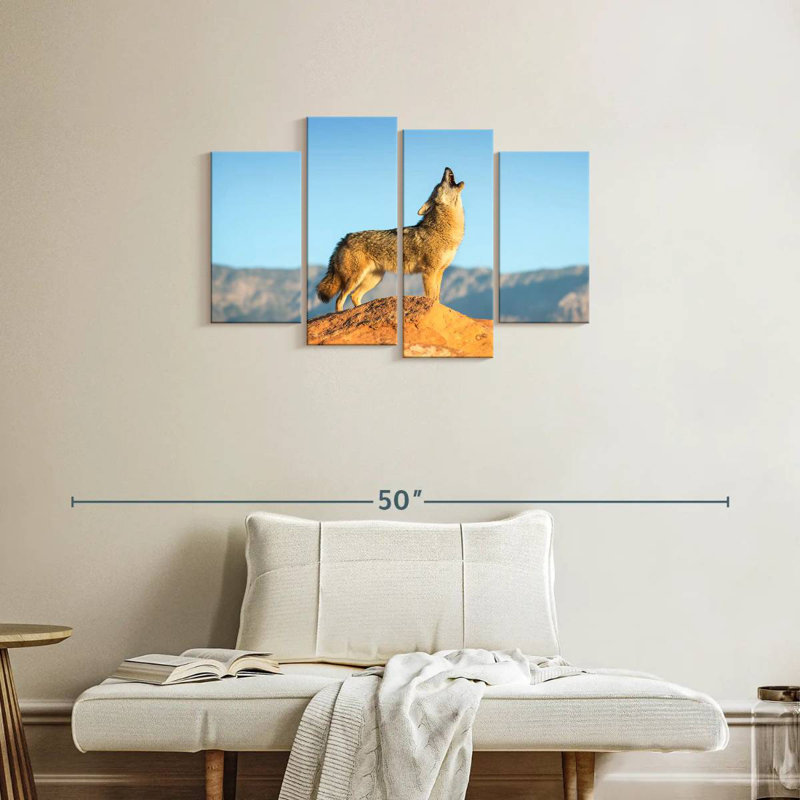 Brampt Howling Coyote, 22" H x 36" W