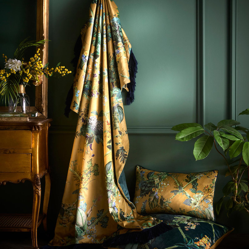 Laurence Llewelyn-Bowen Josephine Throw Gold, Gold Floral