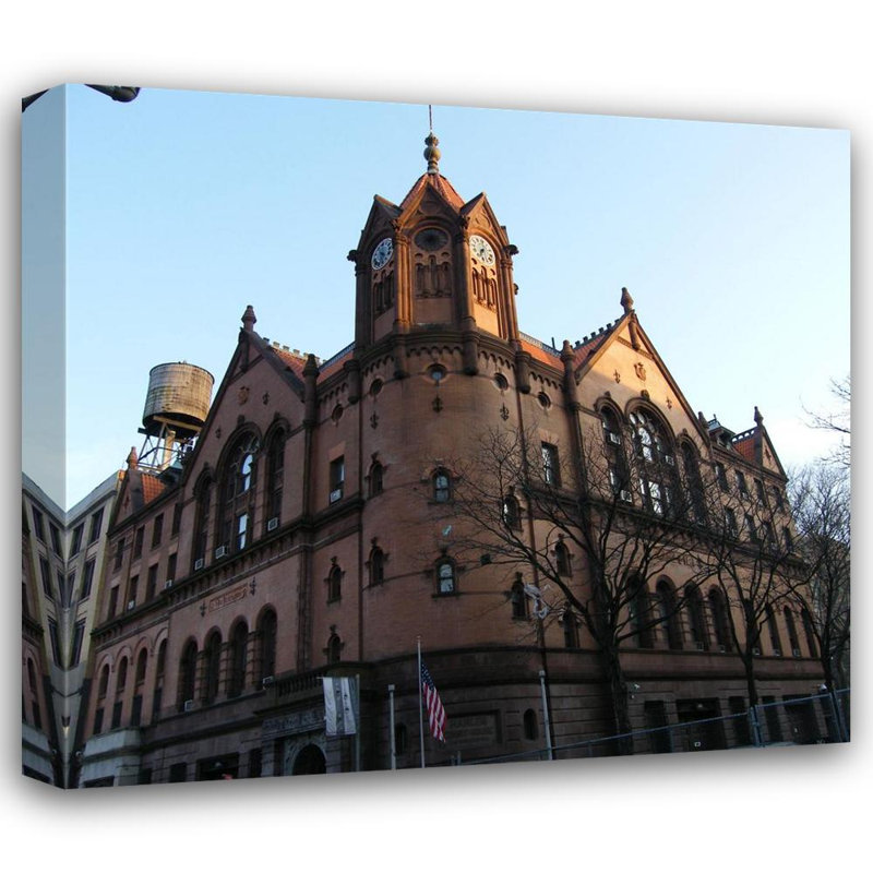 New York City Harlem Courthouse, H 20 po x l 22 po