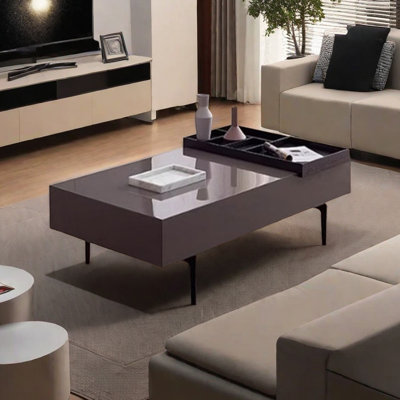 Table basse minimaliste de conception moderne
