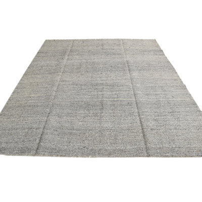 Tapis ivoire 8 x 10 Petrella