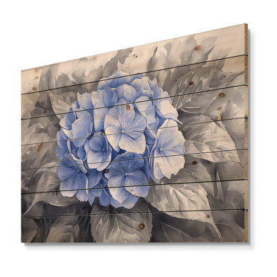 Hortensia bleu dans un jardin monochrome III - Art mural en bois d'hortensia - sur bois de pin naturel