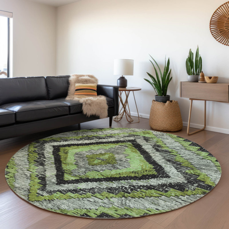 Machine Washable Indoor/Outdoor Xhevrie Aloe Rug, Round 8' x 8'