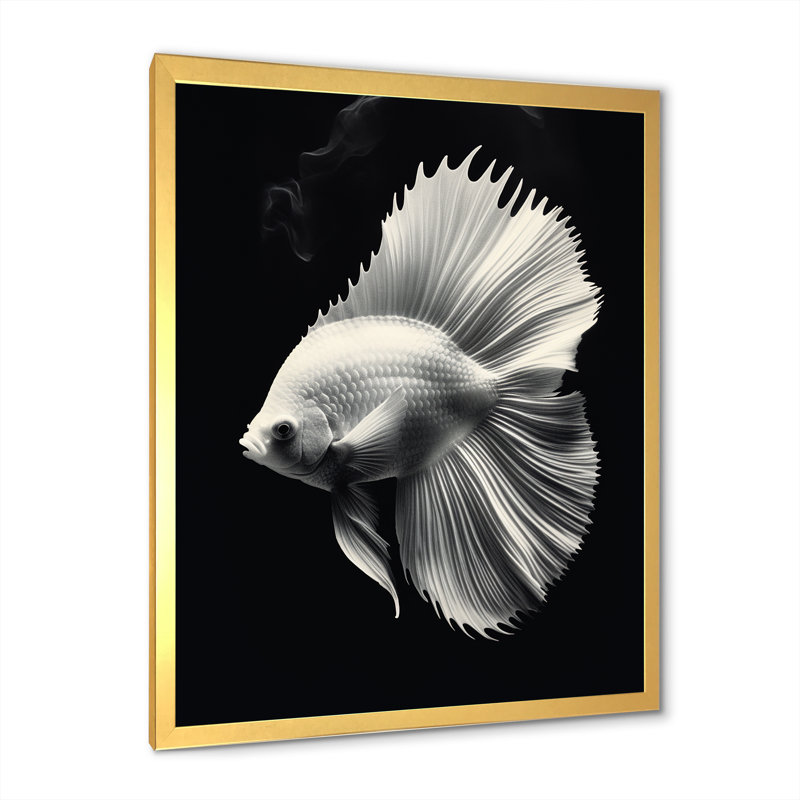 «Golden Glint And Graphite A Butterflyfiish», art mural sur toile, Cadre doré simple, H 40 po x l 30 po x P 1,5 po