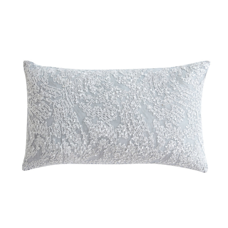 Coussin décoratif métallique Boucle 12 po x 20 po