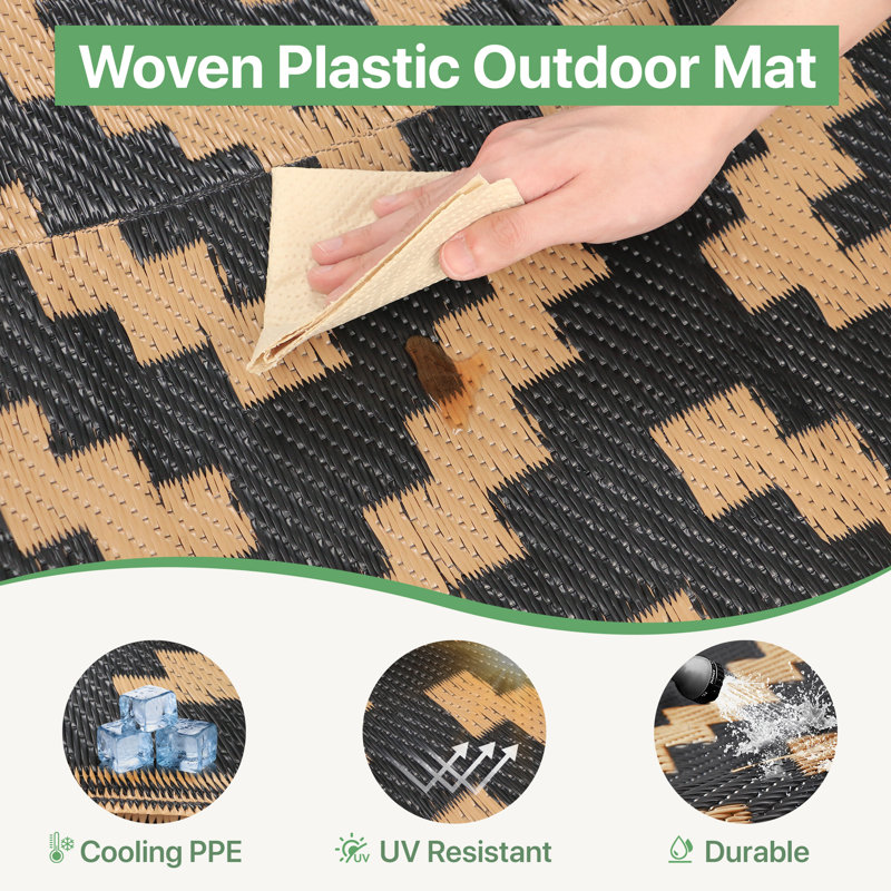 Tapis d'extérieur imperméable réversible noir / brun Shimeek, Polyester, Rectangle 6 pi 1 po x 9 pi 4 po