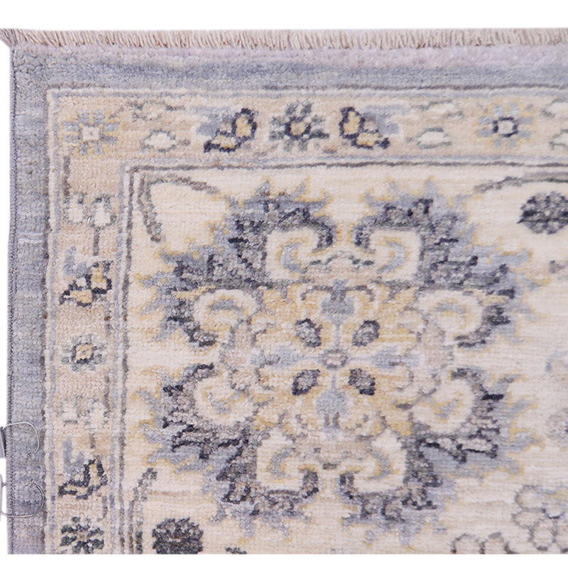 Wool Oriental Area Rug in Ivory