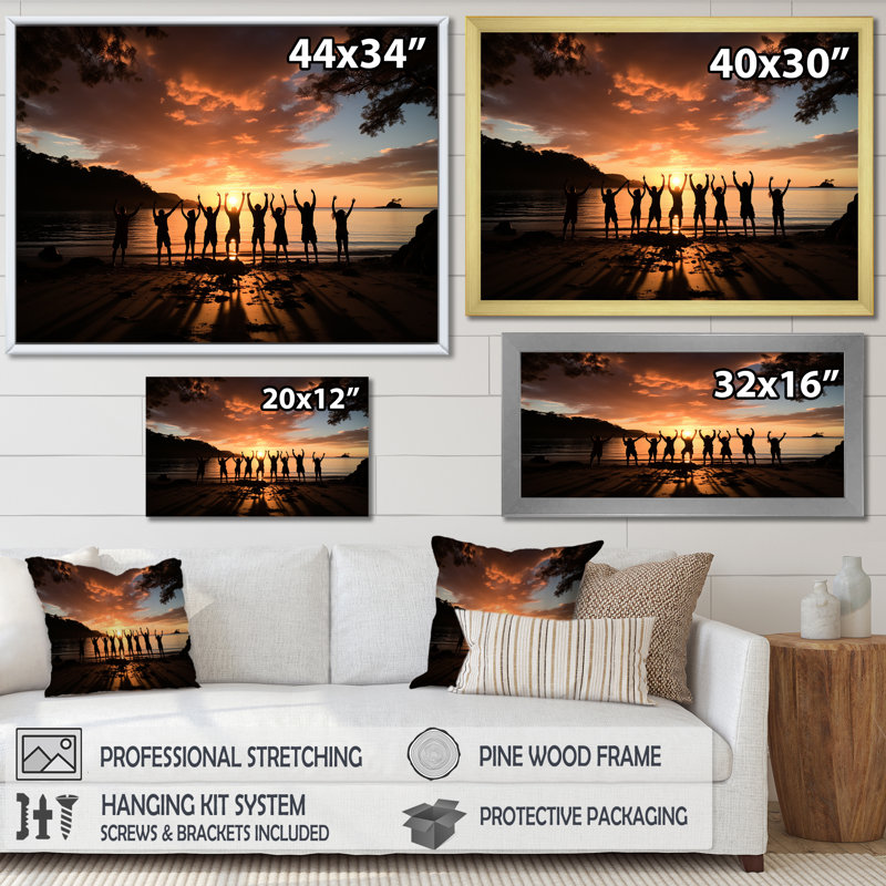«Adventurous Beach Yoga Energy - Yoga, art mural», Cadre flottant doré, H 12 po x l 20 po x P 1 po