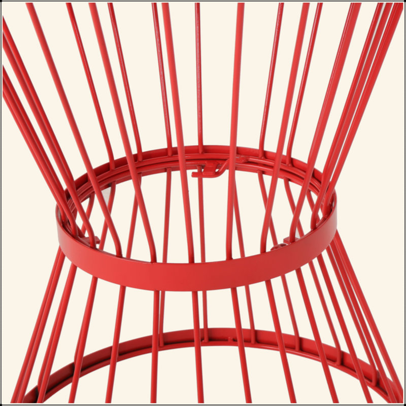Table d'appoint d'extérieur sophistiquée avec attrait artistique et fabrication durable, Rouge