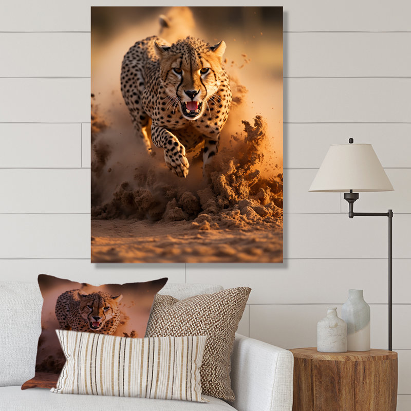 Photo de guépard Chase I - art mural léopard / guépard, Cadre flottant doré, H 32 po x l 24 po x P 1 po
