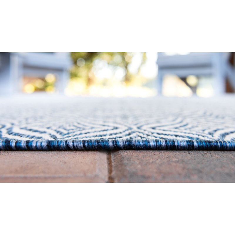 Lithonia Blue/Ivory Indoor/Outdoor Rug, Rectangle 7'1" x 10'