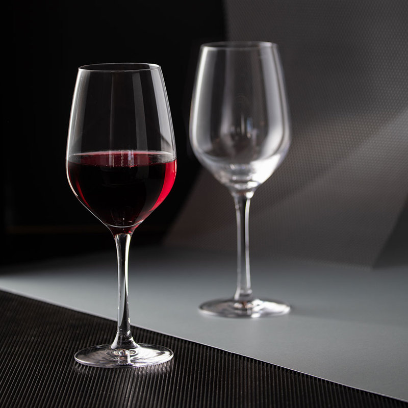 Wine & Bar Red Wine Pair