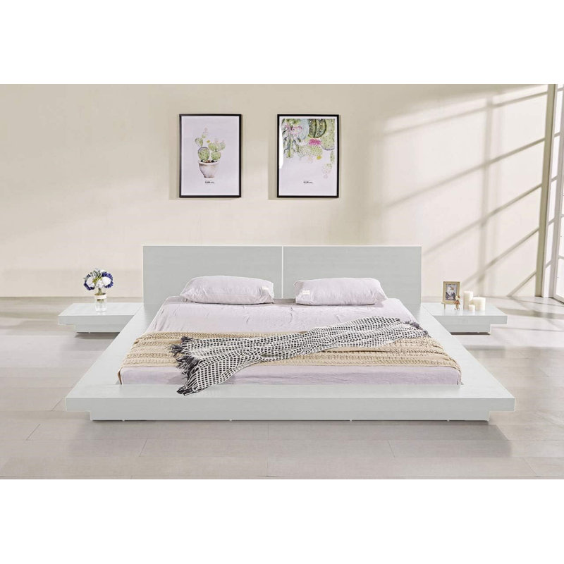 Radelina Panel Bed