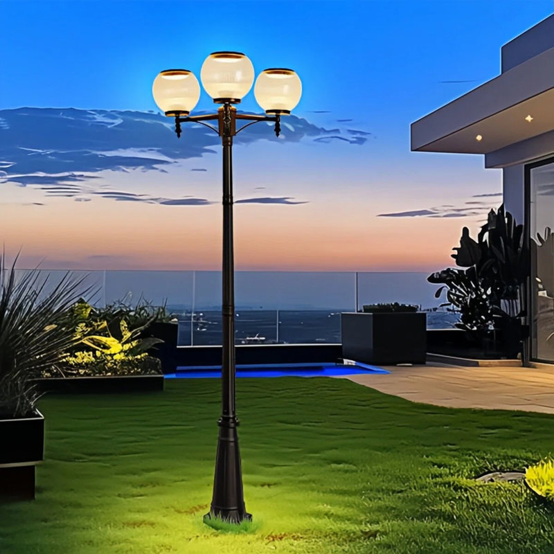 Lampe sur pied solaire extérieure à 3 têtes, 90,45 po de hauteur