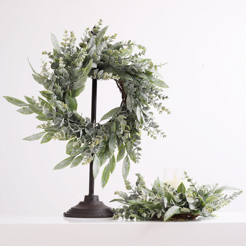 Couronne de soie, H 18 po x l 18 po x P 6 po