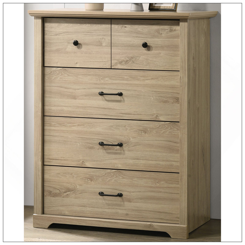 Commode 4 tiroirs avec poignées noires Elara, Chêne clair