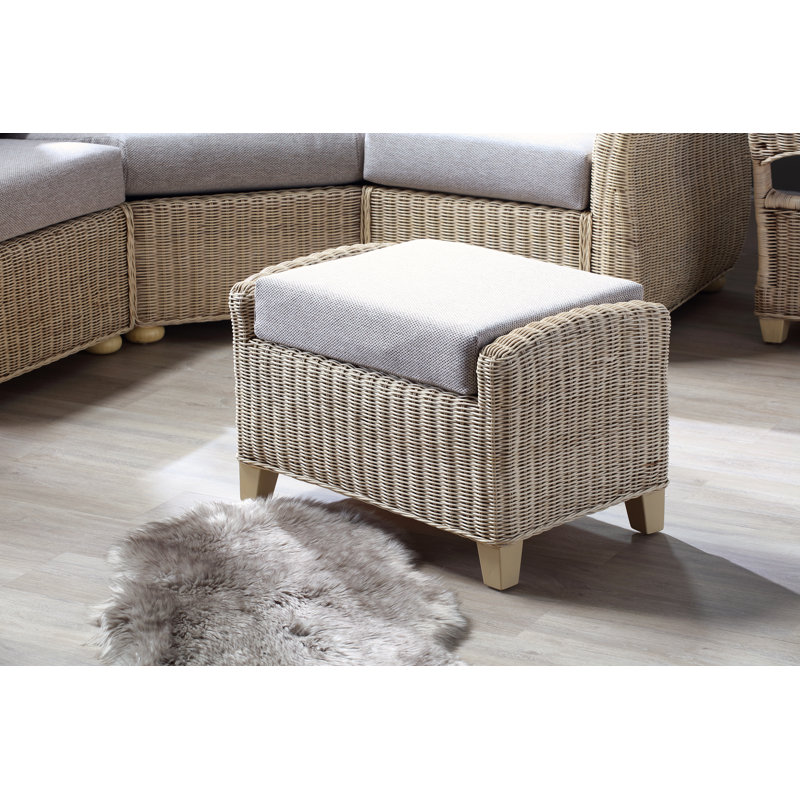Figlio 3 - Piece Living Room Set