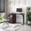 Bureau d'ordinateur avec beaucoup de rangement