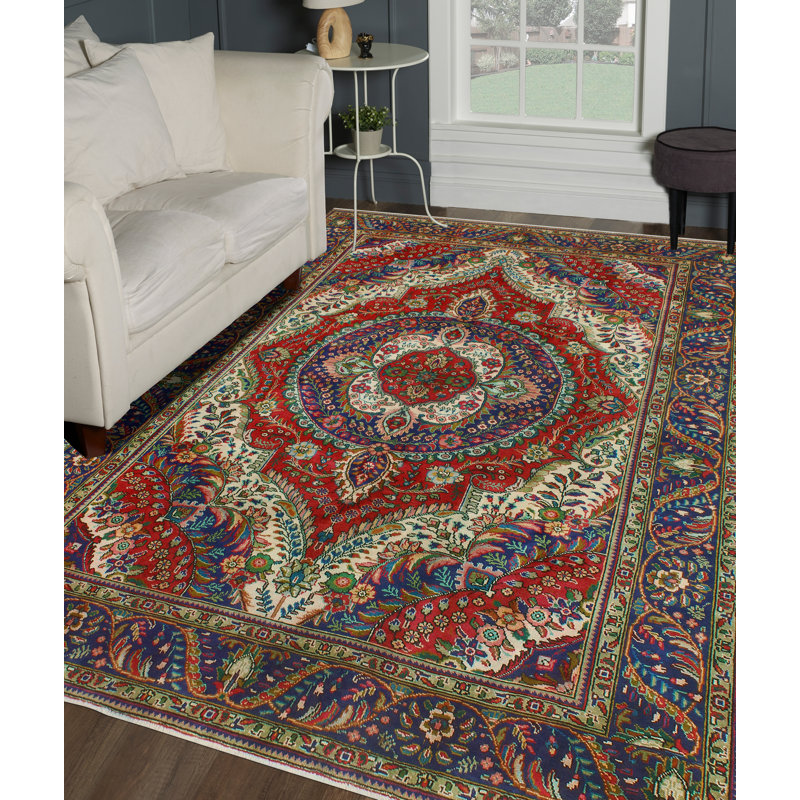 Khurram Distressed Amia Red Rug