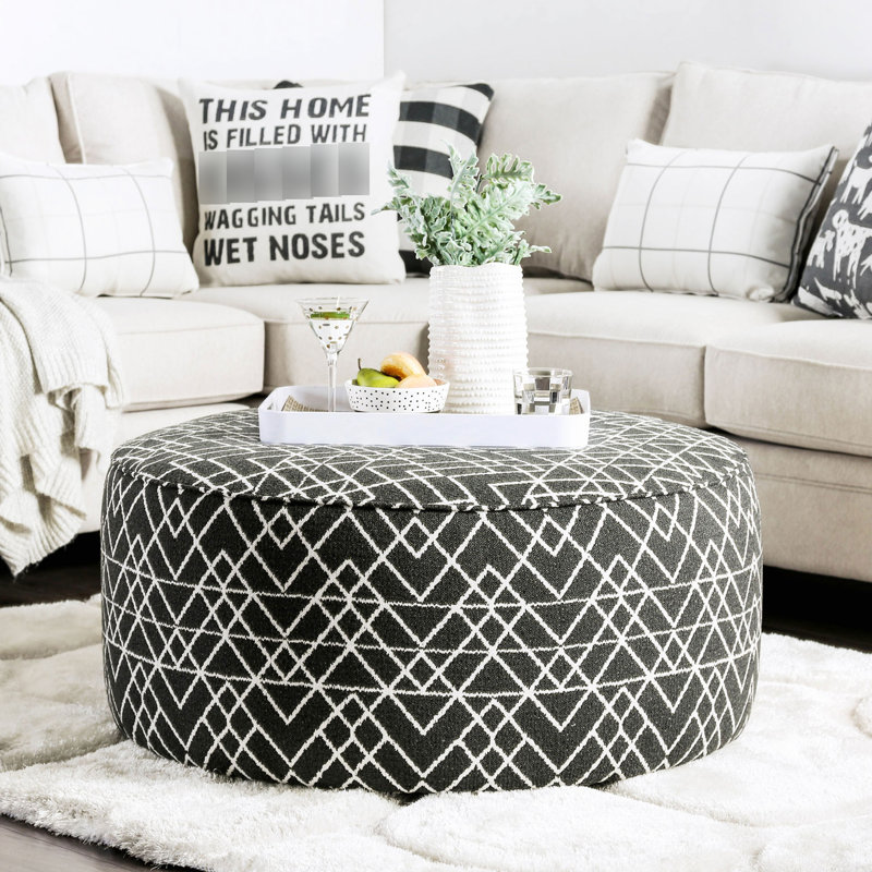 Finition noire ronde avec design contemporain et garniture à passepoil, profondeur de 39 pouces de largeur, hauteur 18, motif géométrique, tissu en bois massif, 1 pièce incluse, assemblage simple, style rembourré large, haut, facile