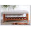 Le banc en tissu et en finition de chêne Charla, parfait pour les entrées et les salons, allie style et confort avec une fabrication durable.-366053789