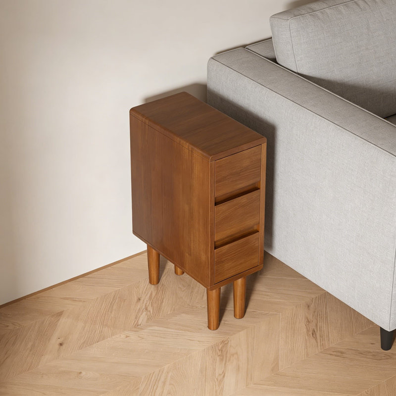 Table de chevet étroite en bois massif avec 3 tiroirs, table de chevet étroite de style Mid-Century pour les petits espaces, table de bout robuste pour la chambre à coucher, le salon ou le bureau