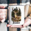 Tasse rétro de style forêt avec cerfs, cadeau de chasseur rétro avec nom personnalisé