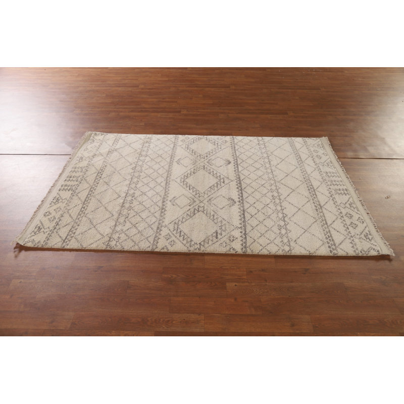 Tapis indien ivoire à motif géométrique marocain 4 x 6