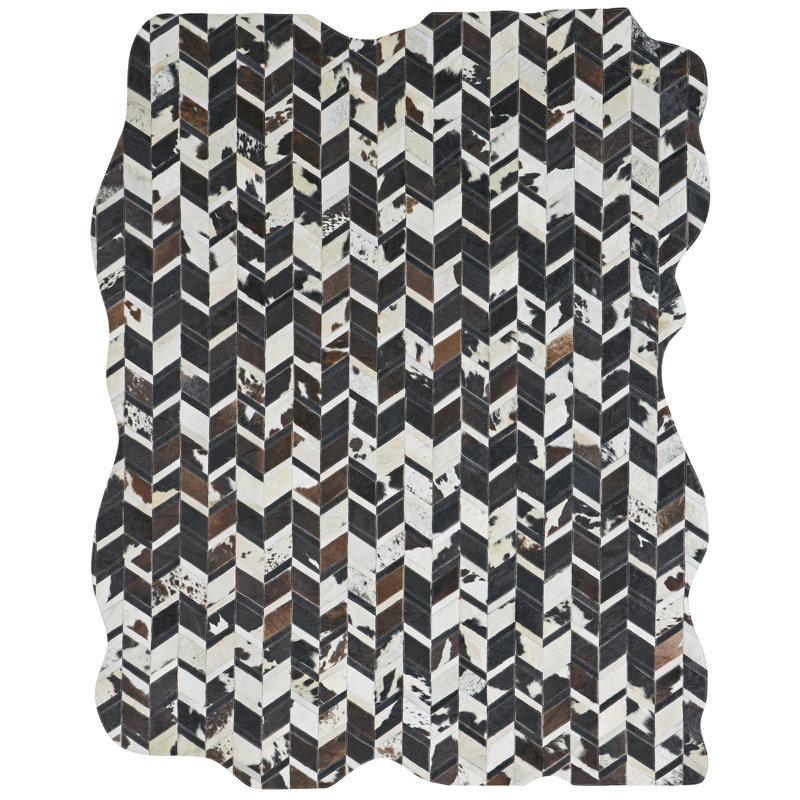 Brooksie Cowhide Geometric Indoor Rug, Novelty 2' x 3'