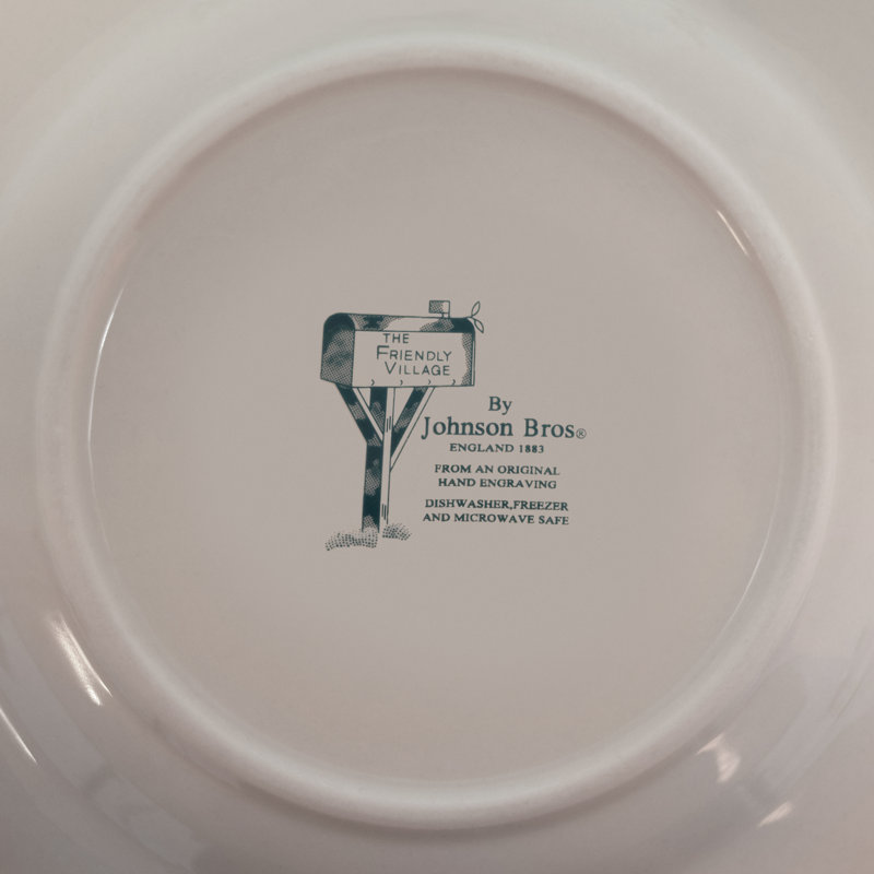 Friendly Village 20 Piece Dinnerware Set