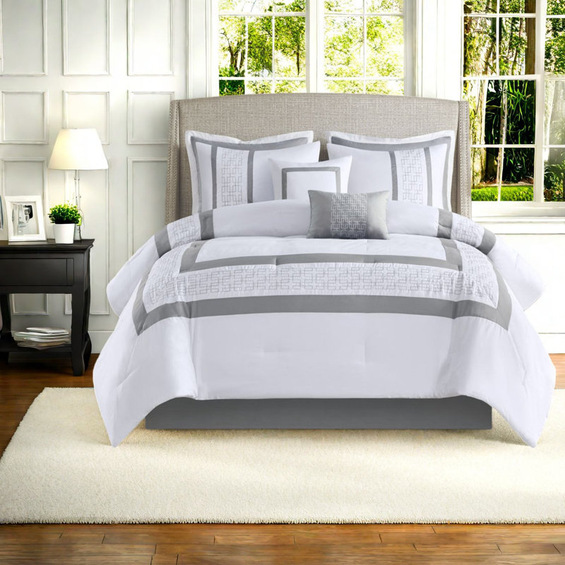 Ensemble de literie 8 pièces en polyester, style transitionnel, pour une maison luxueuse