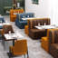 Canapé de café moderne et luxueux-499361543