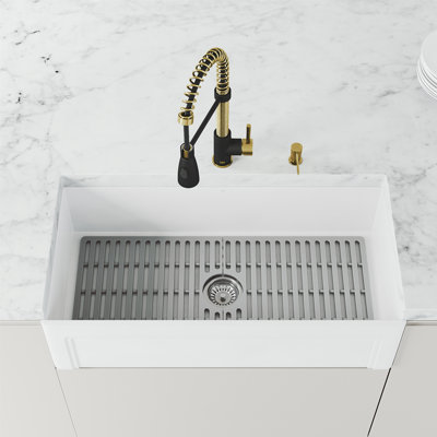 Robinet de cuisine de H 19 po avec pulvérisateur rétractable à deux fonctions Brant