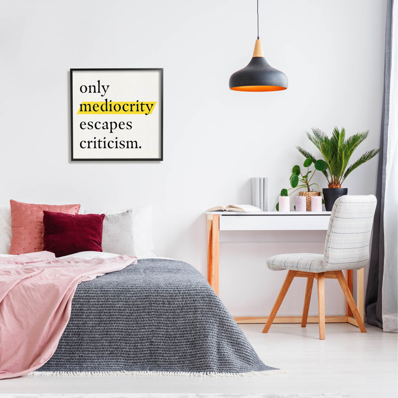 «Mediocrity Escapes», citation de photo encadrée, H 24 po x l 24 po x P 1,5 po, Giclée encadrée noir minuit