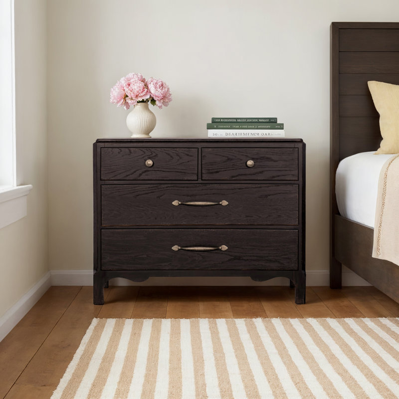 Americana Bachelor Chest, Black