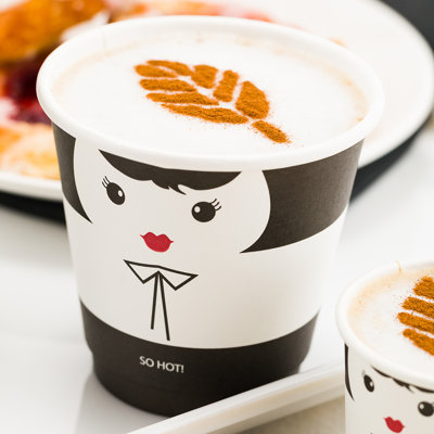 Restaurantware 8 Ounce Paper Cups, Pack of 25 Madame Design Disposable – Leakproof, Recyclable, Black and White Insulated Hot Beverage Holders, with Matching Lids Available for Purchase Separately