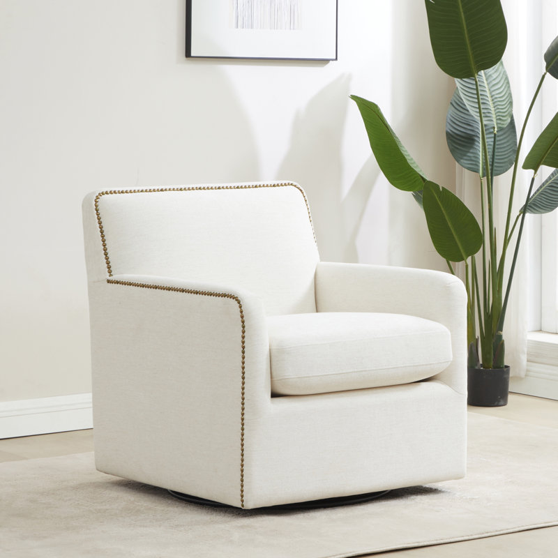 Fauteuil d'appoint pivotant avec garniture cloutée Tolland, Crème