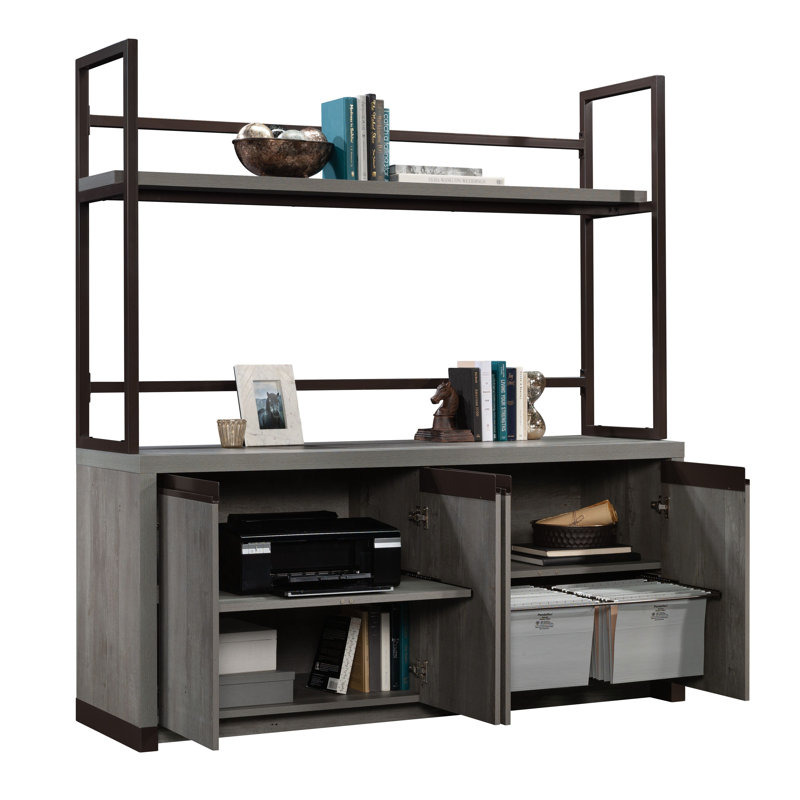Quantavious Sideboard with Bar Hutch