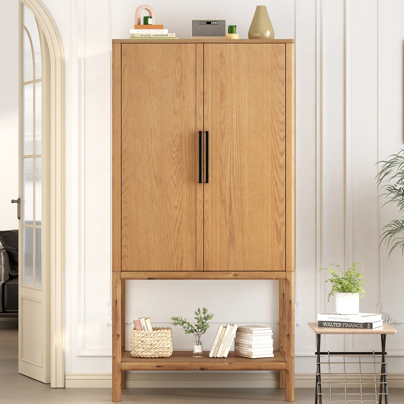 Armoire sophistiquée avec plusieurs fonctions de rangement, Naturel