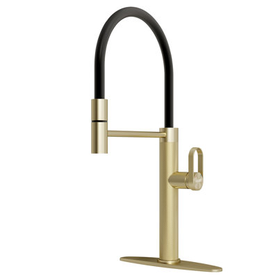 Robinet de cuisine escamotable MASO avec robinet pivotant à 360 ° en caoutchouc noir moderne, robinet d'évier à poignée simple à un trou, acier inoxydable 304, 2 modes de pulvérisation, or brossé